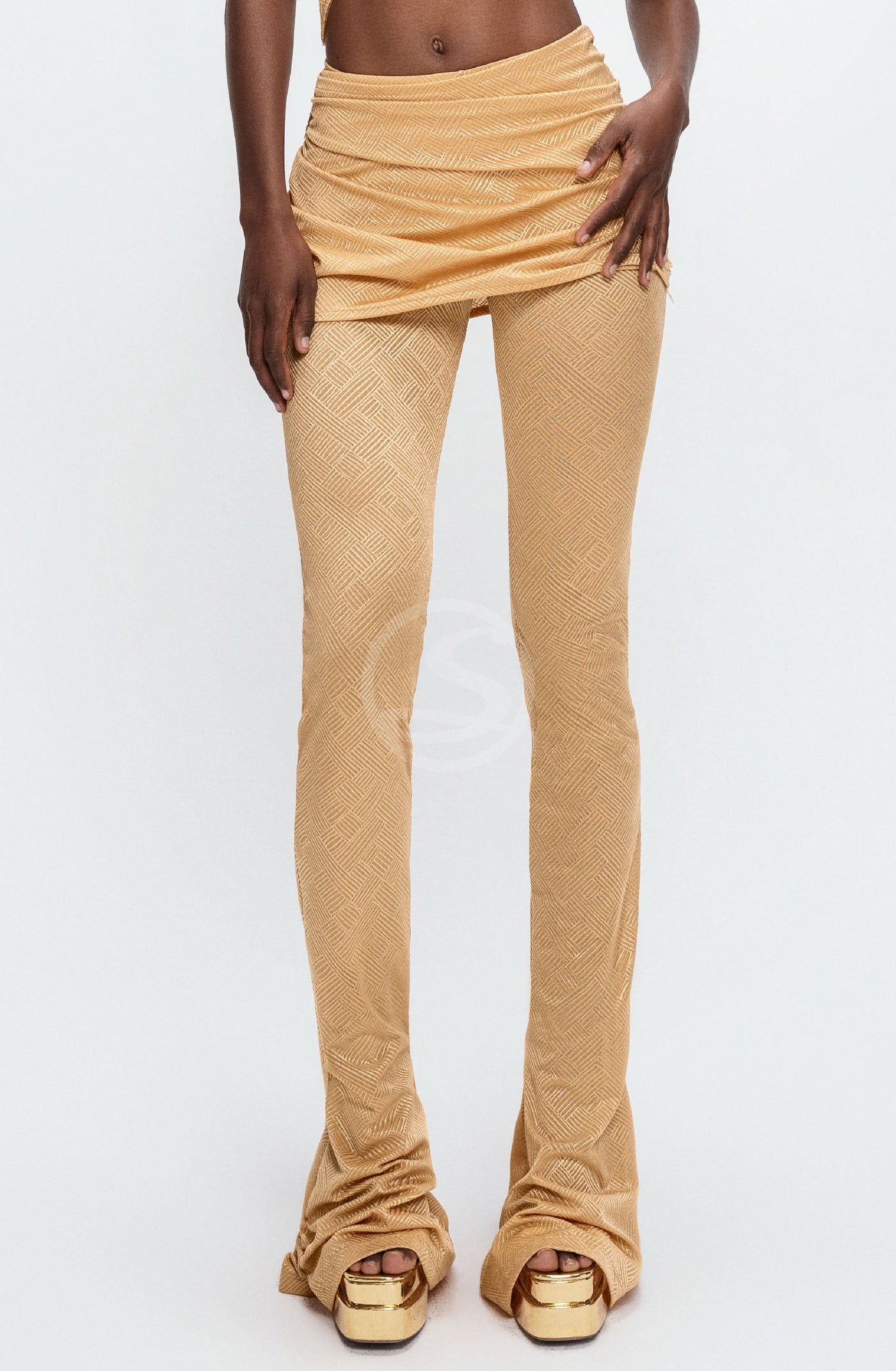 Media Pantalón Trupillo Dorada Santísimas Ref. S-575